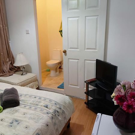 Spacious Double Room In Anfield Liverpool Eksteriør billede